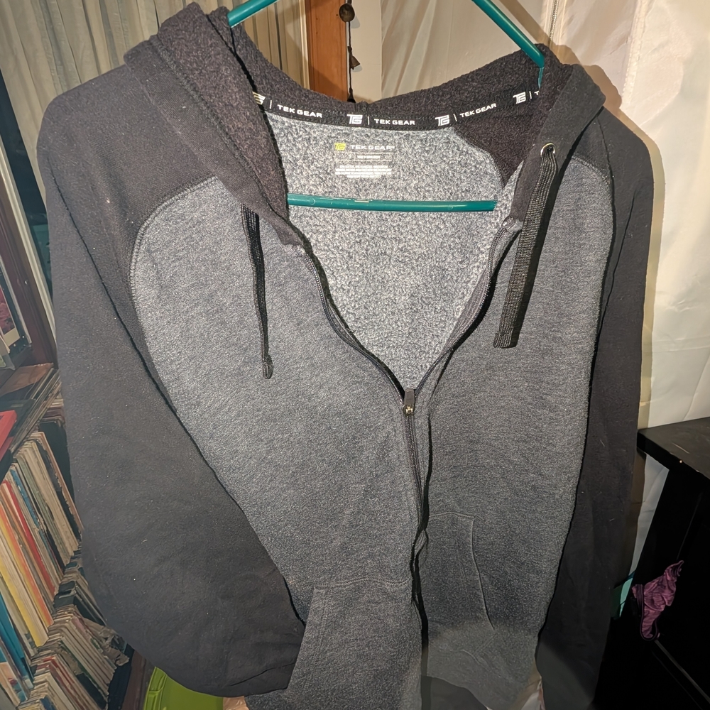 Tek Gear Black and Gray Men's Sweater